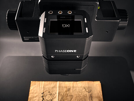 Phase One iXG 100MP Reprokamera mit Aufsichtvorlage