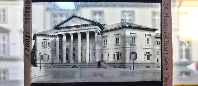 Glasdia vom Markgräflichen Palais (Karlsruhe)