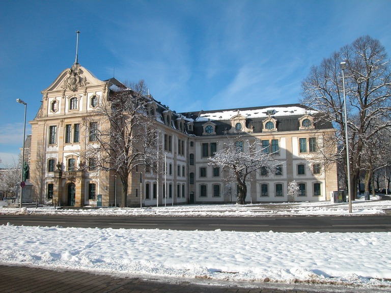 Außenansicht vom Gebäude "Am Archiv 1" in Hannover (Foto: Frau Dr. Regina Rößner)